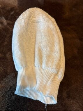 Women’s Cream Knit Beanie Hat